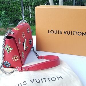 Extra pics for Louis Vuitton Limited Edition Twist Shoulder Bag. PLEASE READ